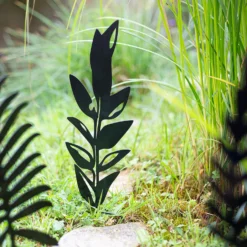 Jungle Black Ground Stakes - 45cm (Assorted Designs) -Garden Decoration Shop 13981010 1225005324385724